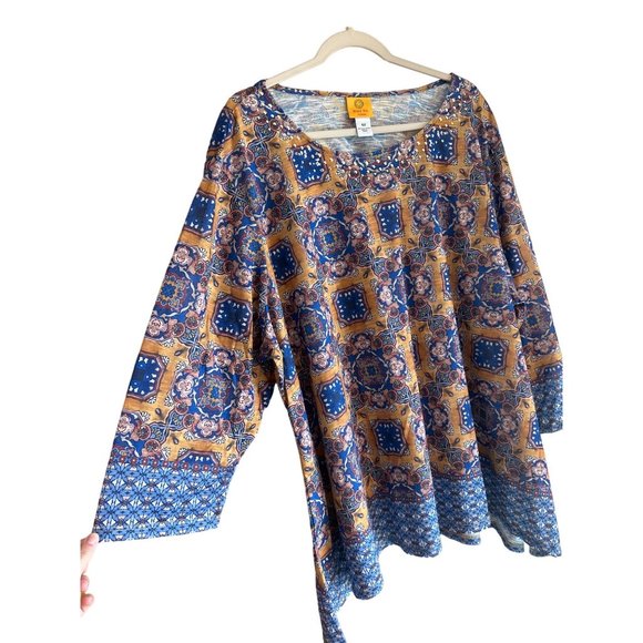 NWT Ruby Rd. Women's Mirror Sequin Neck Line Print Sublimation Top Blouse SZ 4X - Picture 4 of 9